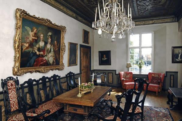 Hostal Vaestana Slott Gränna Exterior foto